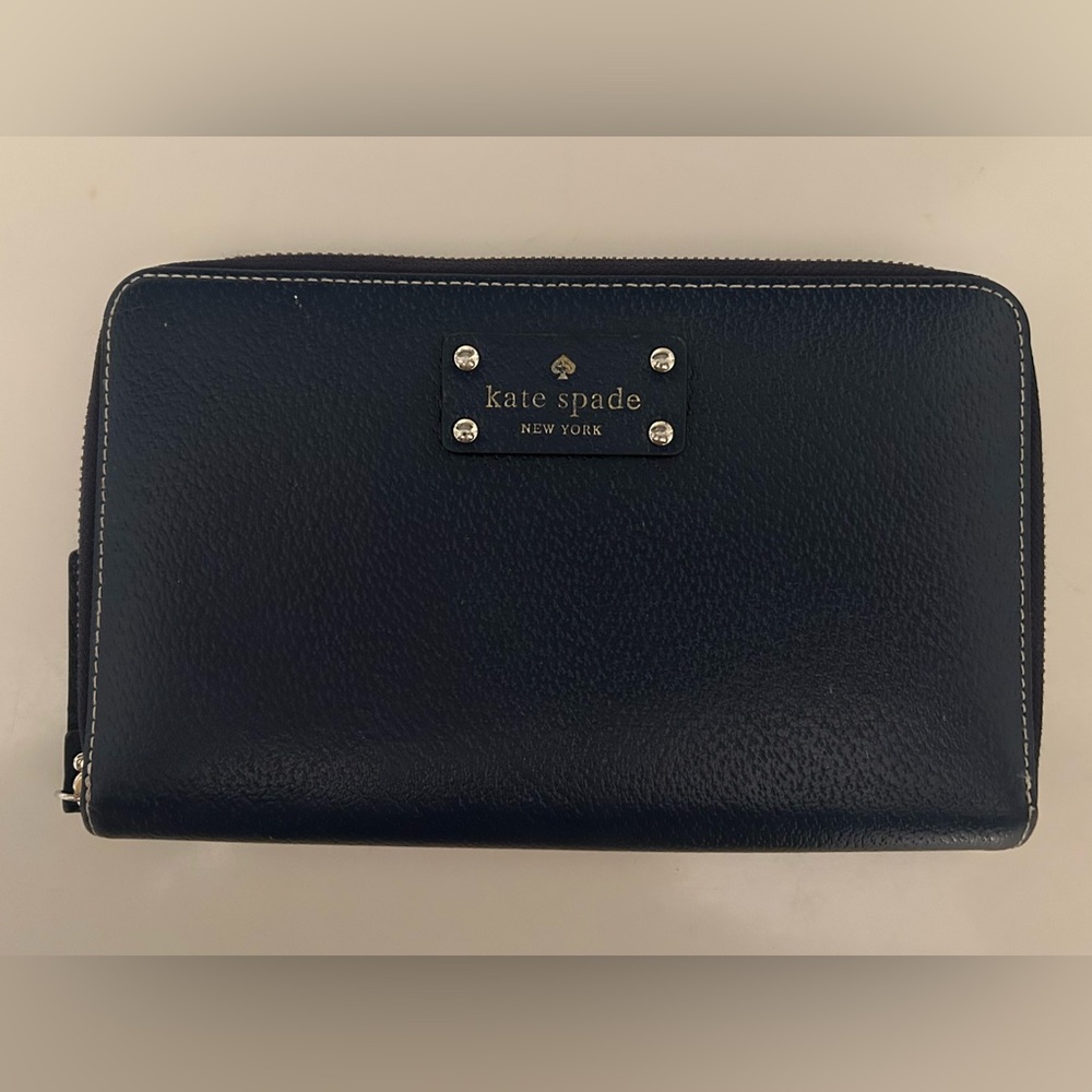 KATE SPADE wallet/ clutch/ leather full zip. Navy